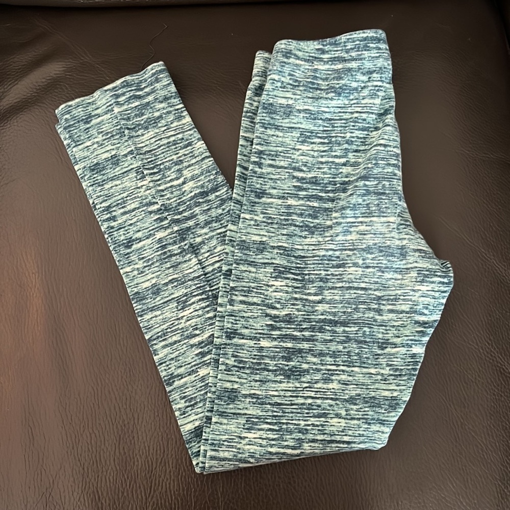 Old Navy and Joe Fresh Legging Bundle M (8) - Picture 6 of 10